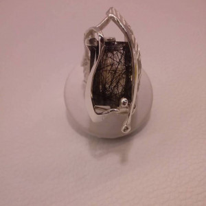 Anello in argento con quarzo rutilato