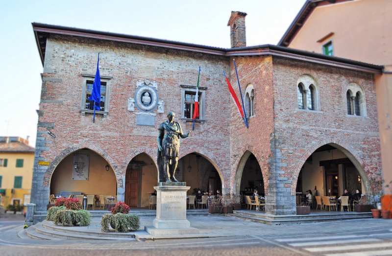 Palazzo Comunale - F.Caponera